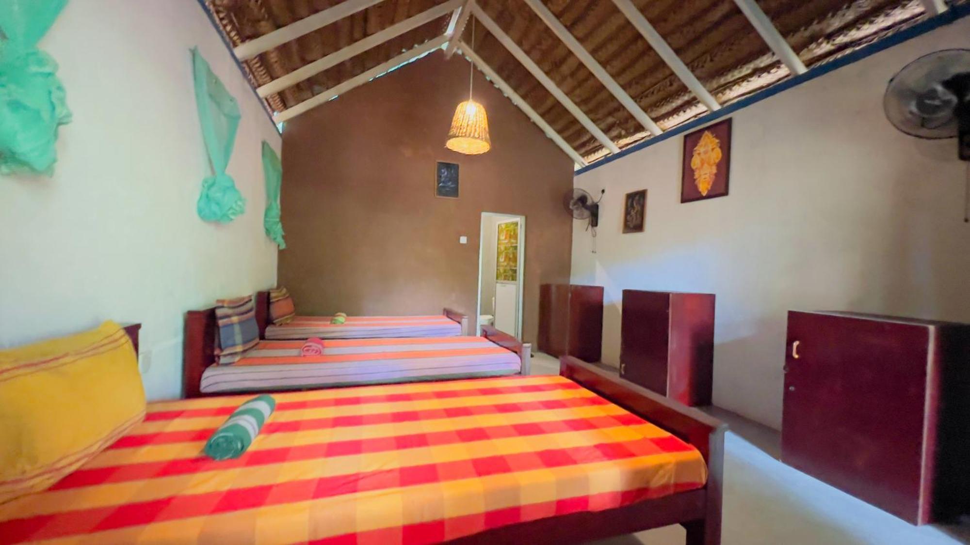 Jungle Host Hostel And Tree House Sigiriya Eksteriør billede