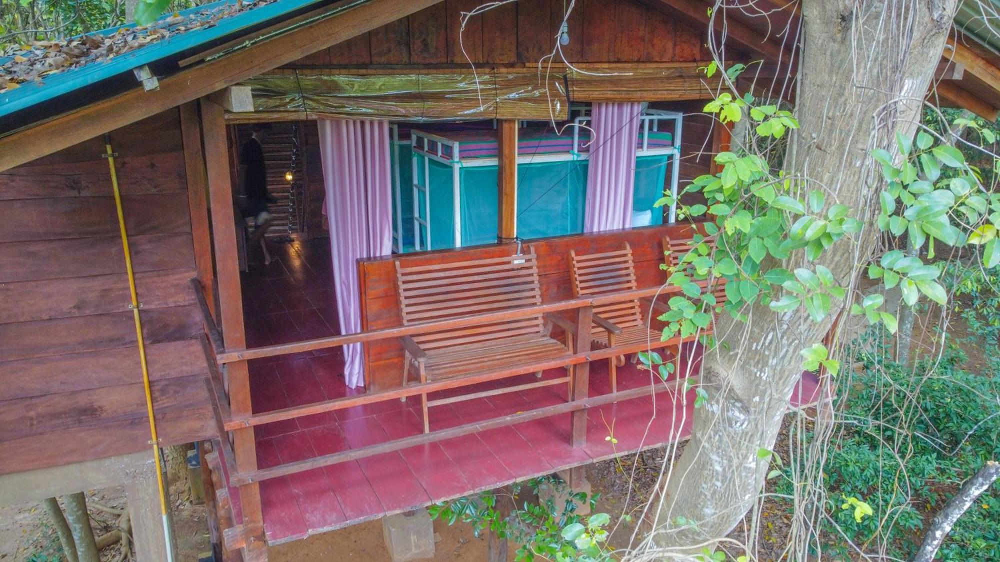 Jungle Host Hostel And Tree House Sigiriya Eksteriør billede